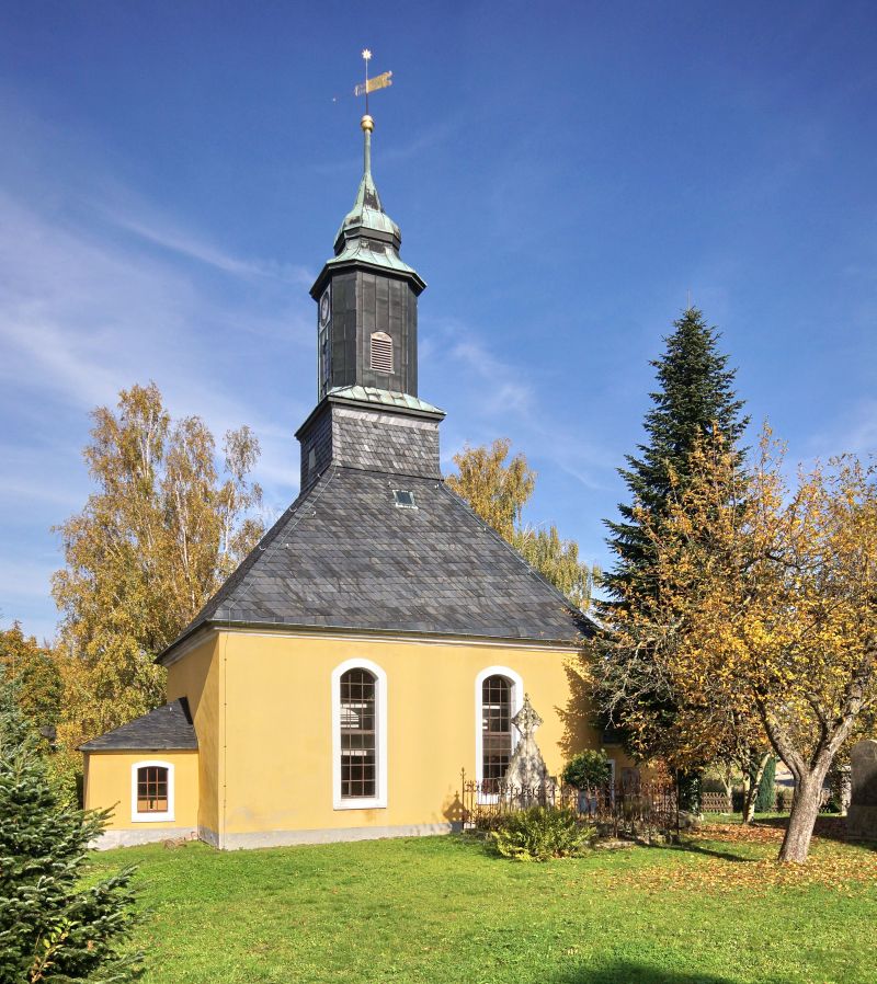 Kirche im Döbelner Ortsteil Ziegra (Foto: Henry Kunze)