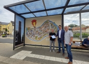 Busbahnhof jetzt mit besonderem Blickfang
