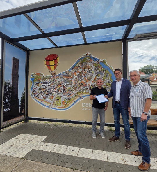 Busbahnhof jetzt mit besonderem Blickfang