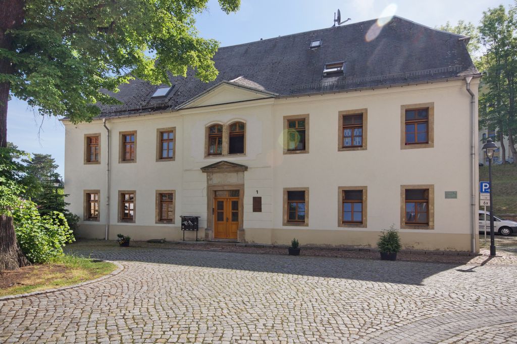 Die ehemalige Mädchenschule hinter der Nicolaikirche Döbeln wird heute als Wohnhaus genutzt. (Foto: H. Kunze)
