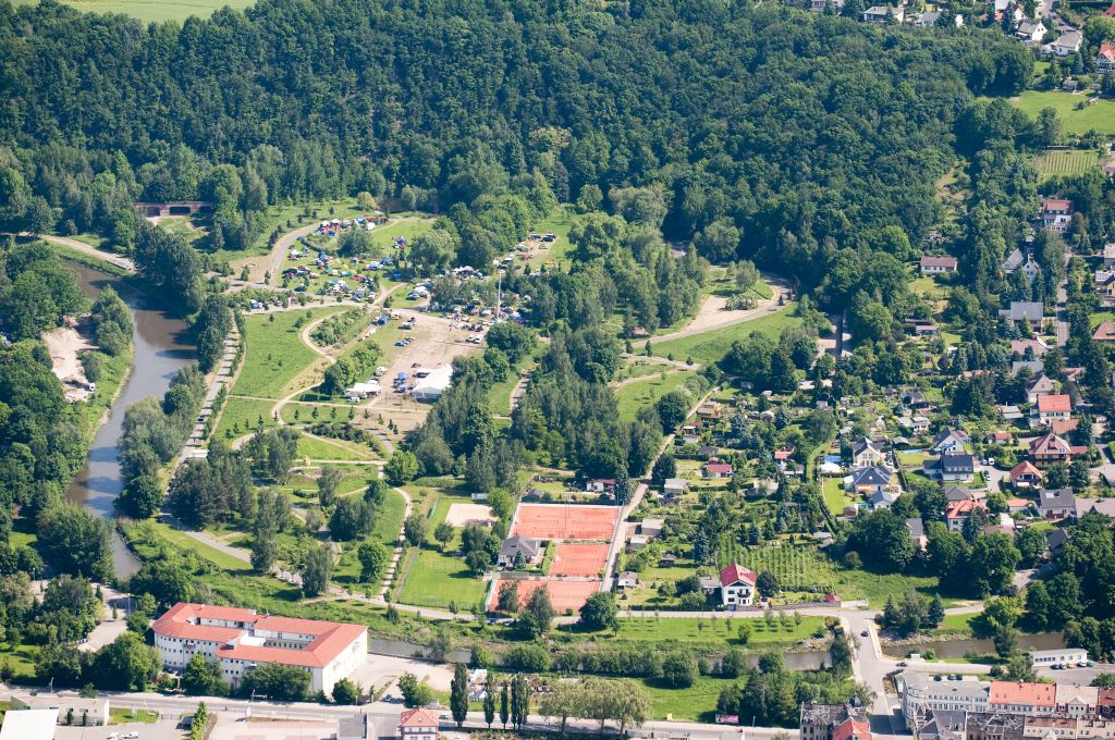 Luftbildaufnahme der Döbelner Klosterwiesen (Luftbild: FALCON CREST air and sound s.l. GmbH im Auftrag der Stadt Döbeln)